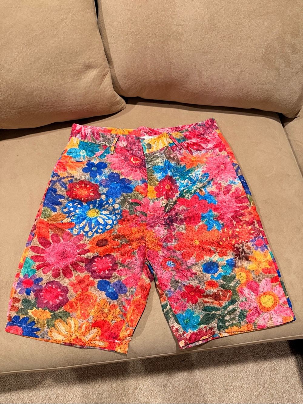 Bright Floral Women’s Bermuda Shorts - Multi Pink